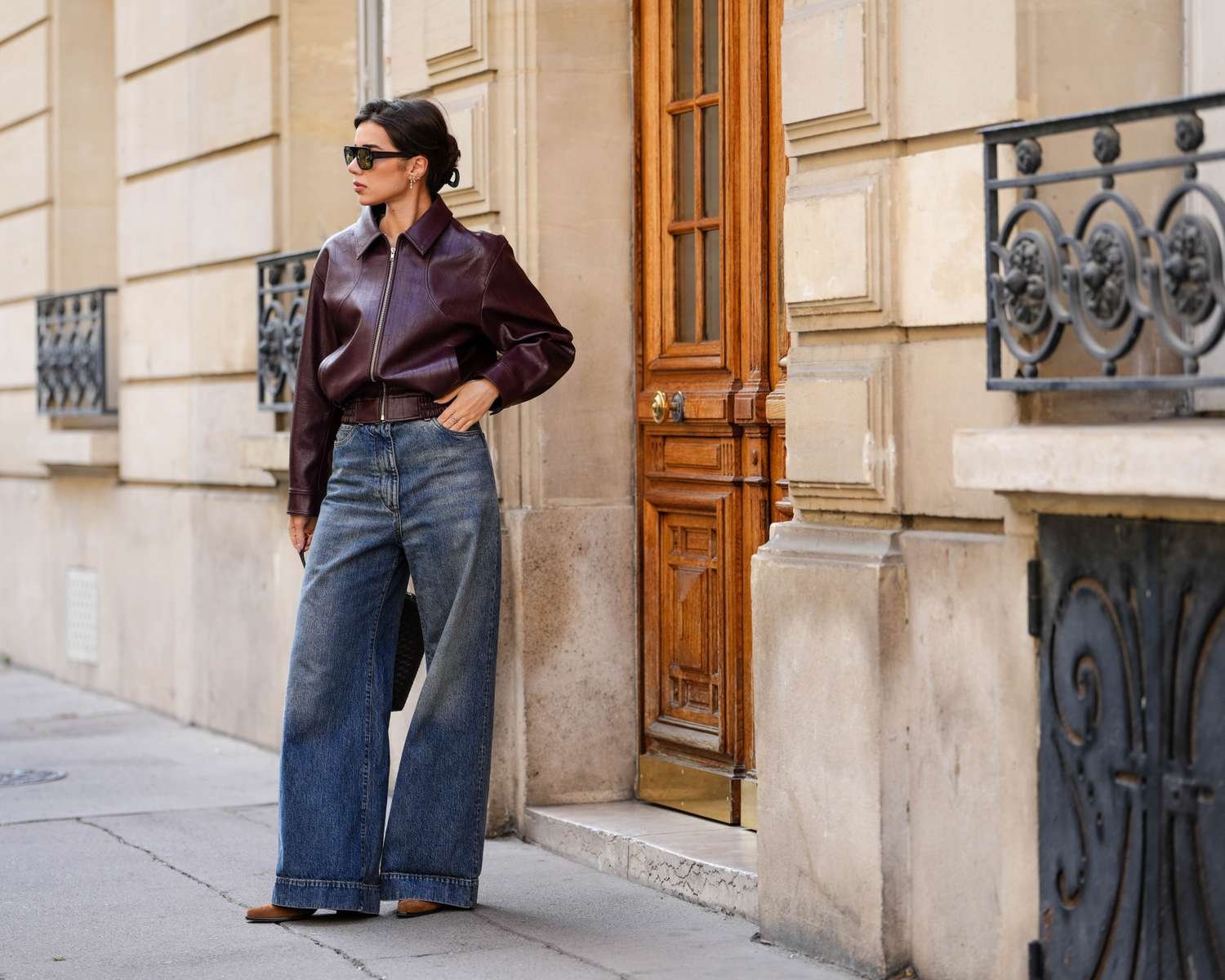 How to Style Wide Leg Jeans: Tips for Women, Petite, White & Black Jeans