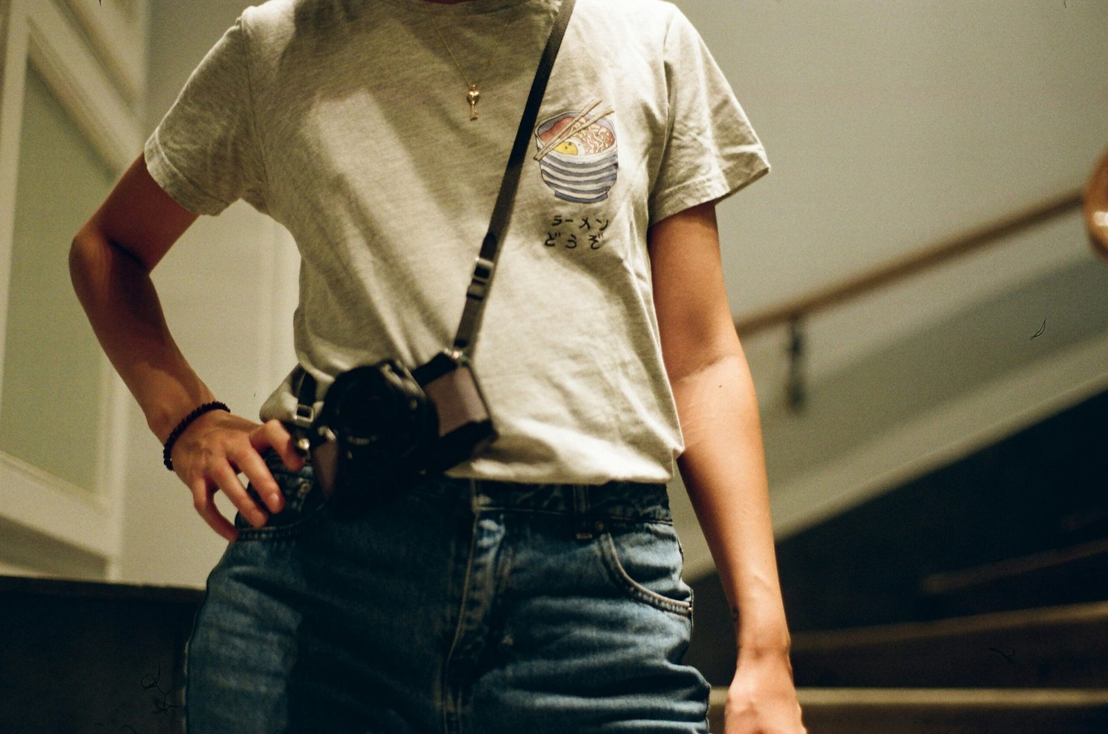 High Waisted Jeans: The Ultimate Style Guide for Men & Women