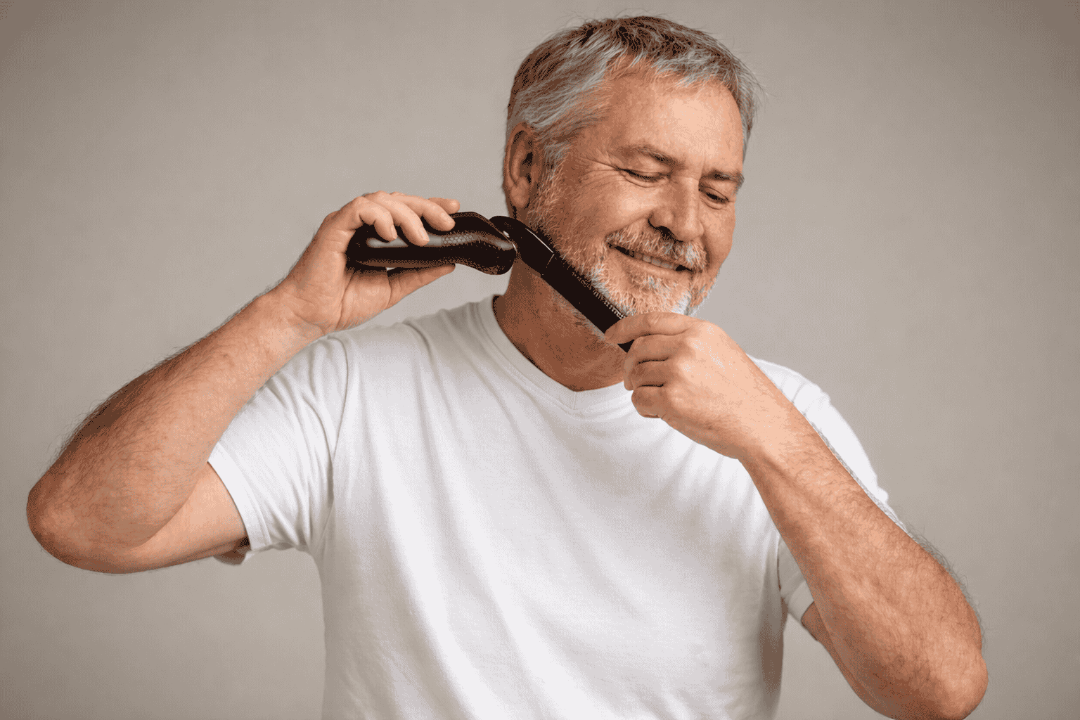 Stay Sharp: Senior Grooming Tips for Confidence and Comfort