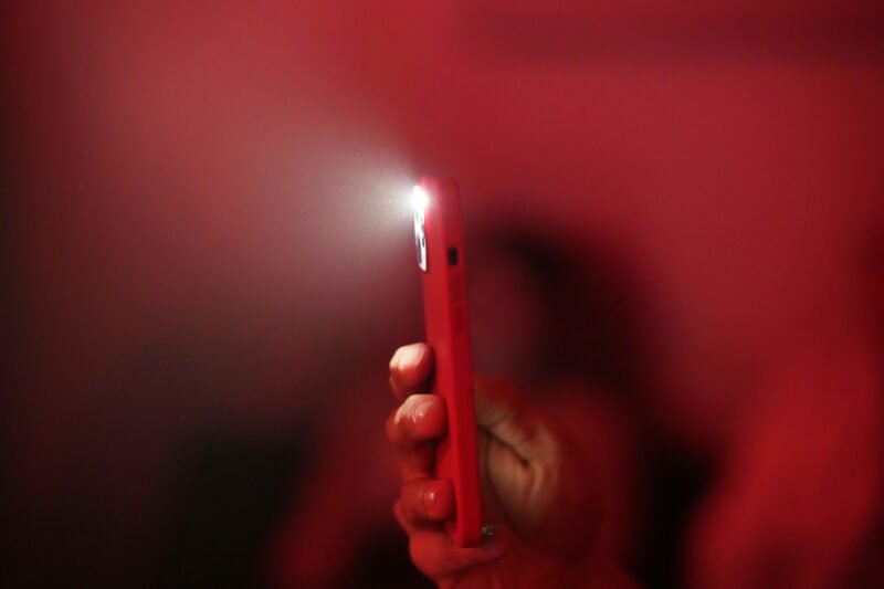 Phone Torch: Everything You Need to Know About Mobile Flashlights